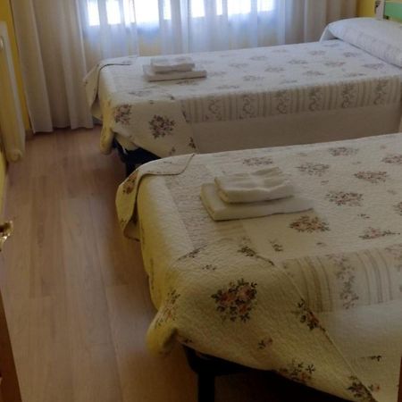 Apartamento El Caminito Apartment Понферада Екстериор снимка