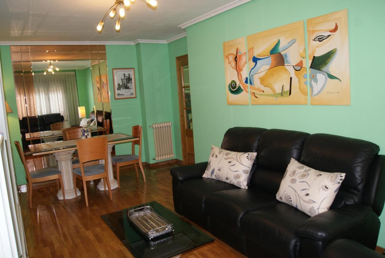 Apartamento El Caminito Apartment Понферада Екстериор снимка