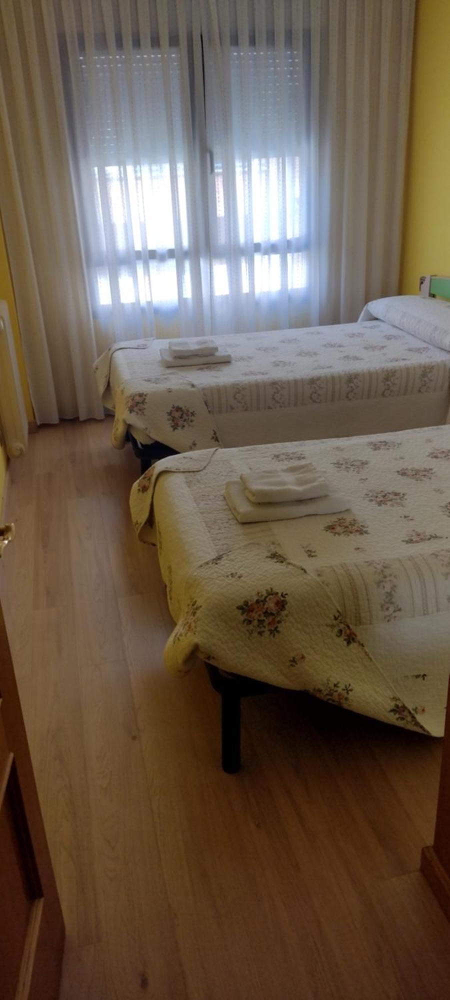 Apartamento El Caminito Apartment Понферада Екстериор снимка